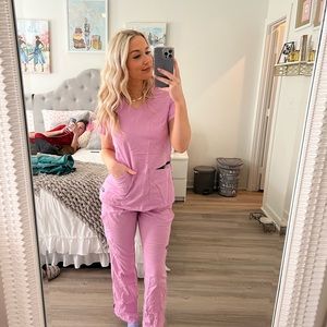 GREYS ANATOMY SCRUBS